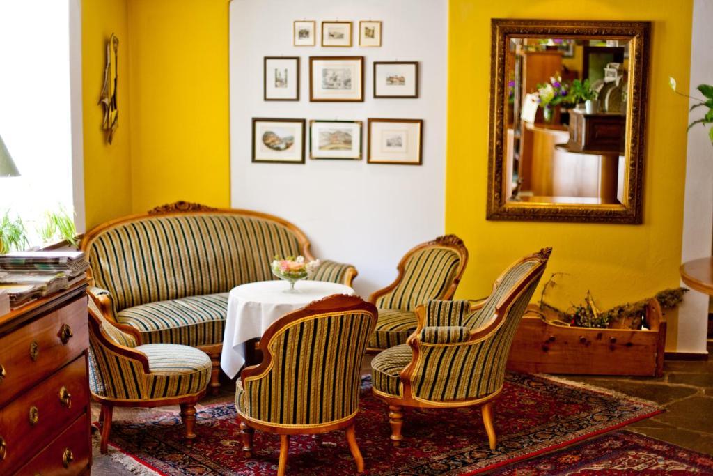 Hotel Gasthof Lercher ムーラウ エクステリア 写真