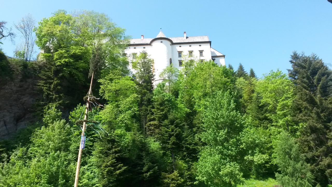 Hotel Gasthof Lercher ムーラウ エクステリア 写真